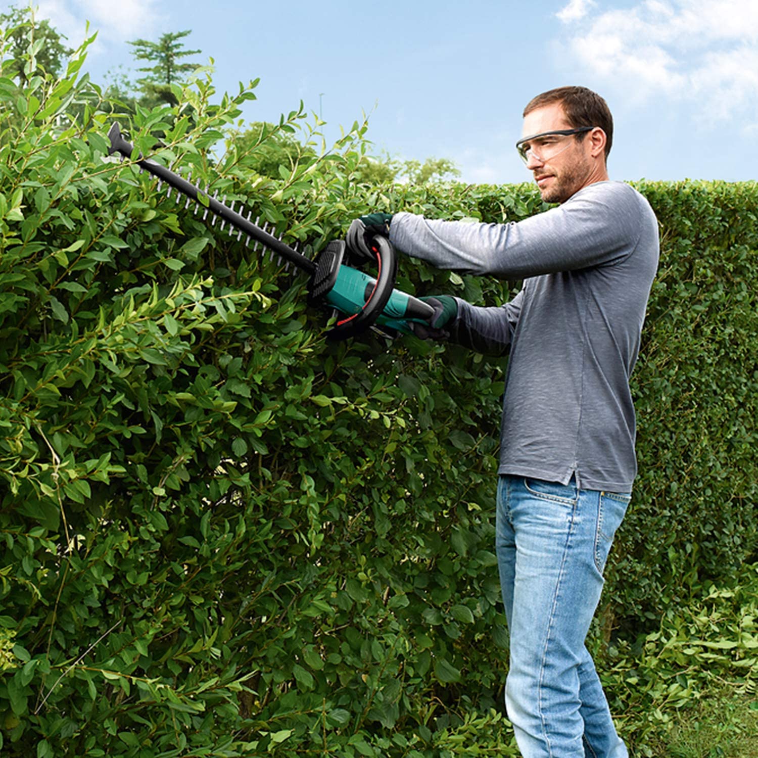 BOSCH Heckenschere AHS 5520 LI inkl. Akku für 119,29€ MonsterDealz.de