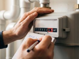 Gaszaehler ablesen und Gasverbrauch von Kubikmeter in Kilowattstunden umrechnen