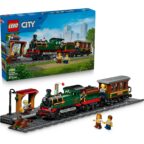 LEGO City Klassischer Dampfzug 60511 Spielzeug-Set mit Bahnhof und 5 Minifiguren