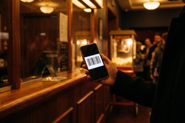 uci kinogutschein einloesen UCI Kino-Gutschein per Smartphone an der Kinokasse einlösen