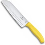 Victorinox Swiss Classic Santokumesser, Messer Asiatischer Art, Extra Scharfe Klinge, Kullenschliff, 17 cm