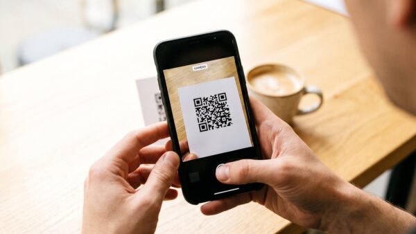 qr code scannen kamera statt app QR-Code scannen mit der Kamera-App des Smartphones ohne Zusatz-App
