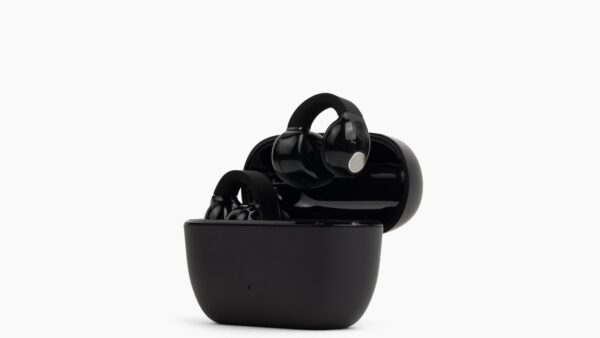 sennheiser accentum clip schwarz ladecase foto Sennheiser ACCENTUM Clip Open-Ear-Kopfhörer mit Ladecase