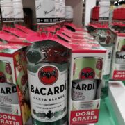 Bacardi: Bei Kauf einer Flasche Carta Blanca eine Dose Razz Mojito gratis lokal (nur?) Marktkauf