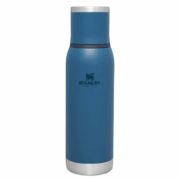 Stanley Adventure To-Go Thermosflasche 0.75L in blau für 29,40€(statt 45,99€)