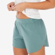QUECHUA Shorty-Unterzieher für Wanderröcke Damen - NH100 grün